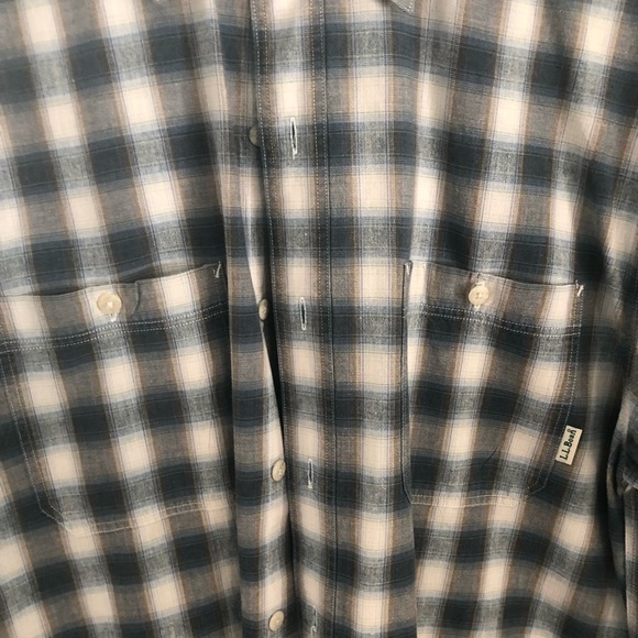 L.L.Bean Wrinkle-Resistant Plaid Short Sleeve - Picture 3 of 10